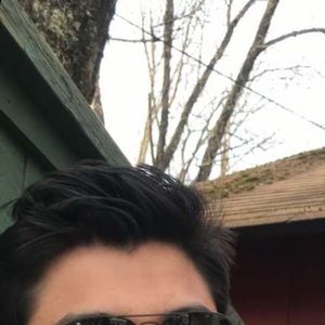 Meet your Posher, Rene